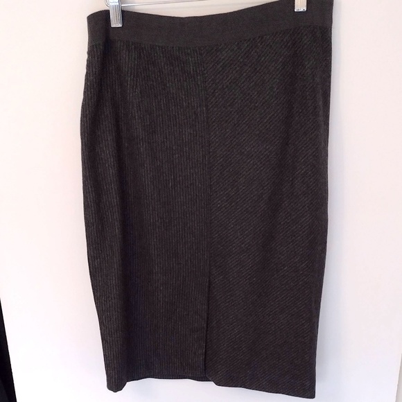 Brunello Cucinelli Wool Cashmere Skirt - Picture 4 of 8